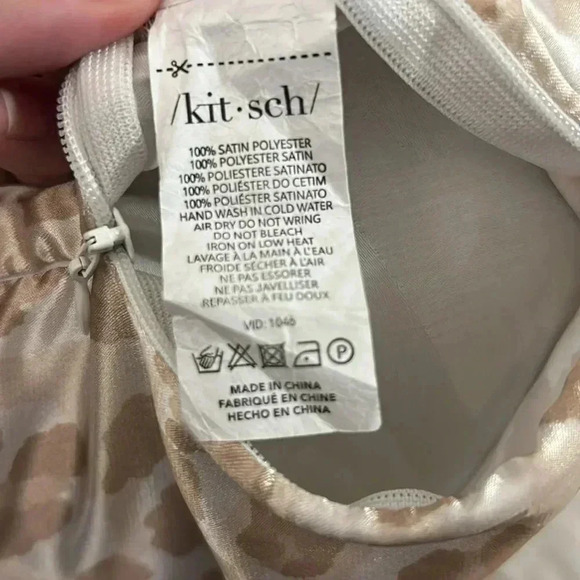 Leopard print satin pillow case standard size 27x18 for better hair and skin - Picture 4 of 4